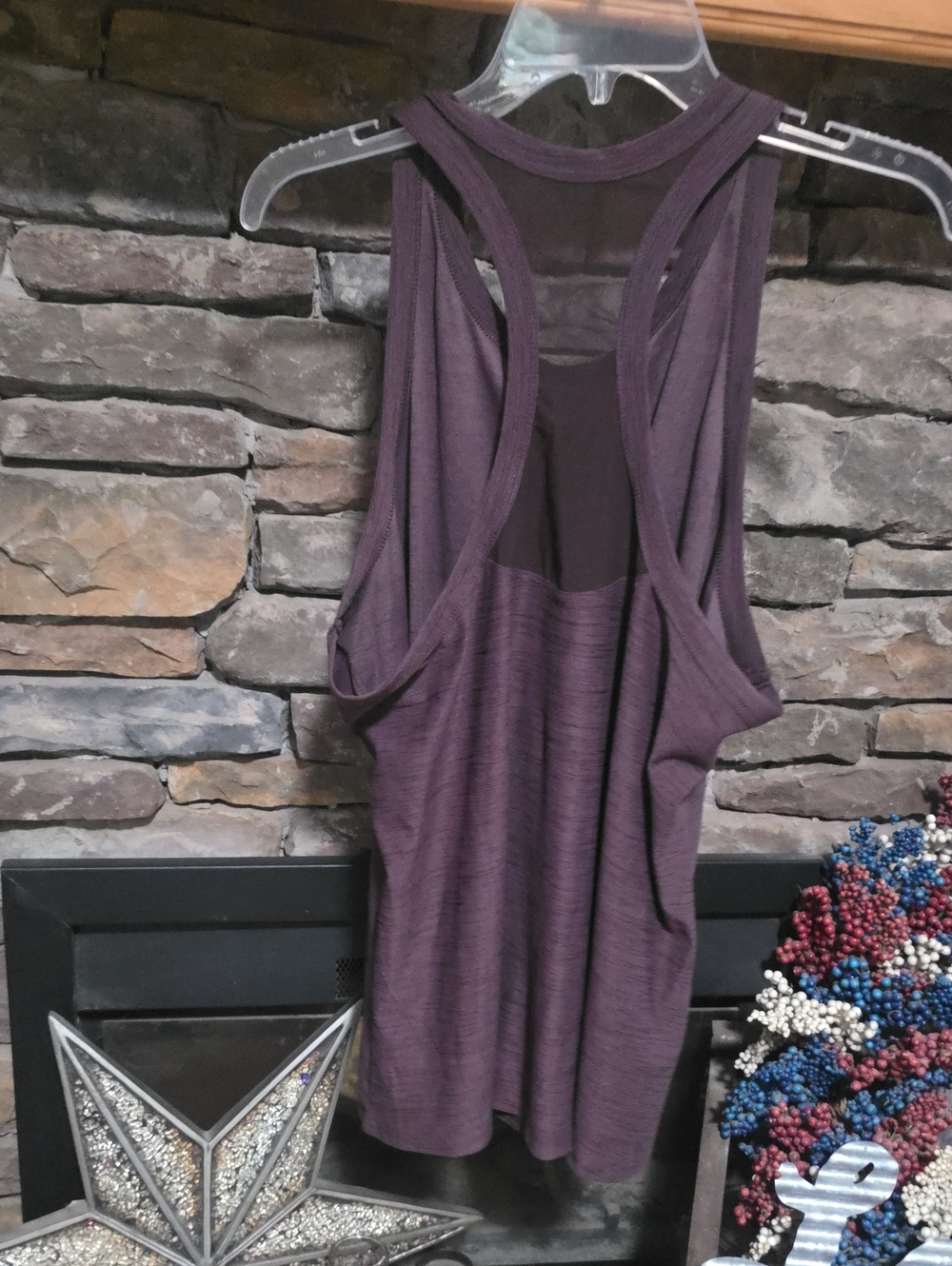 Old Navy Active Breathe On Racer Back Silky Top Sz XL⁹ - Picture 3 of 4
